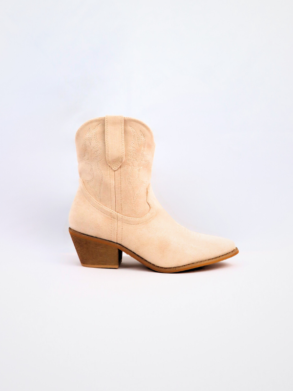 Botines cowboy bajo beige
