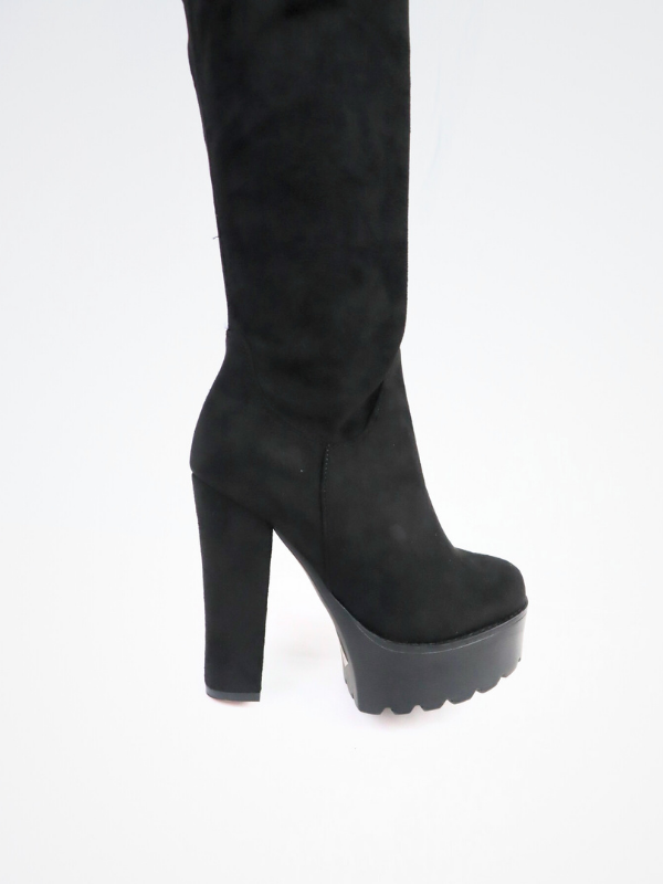 Botas alta de ante. tacón alta -mujer