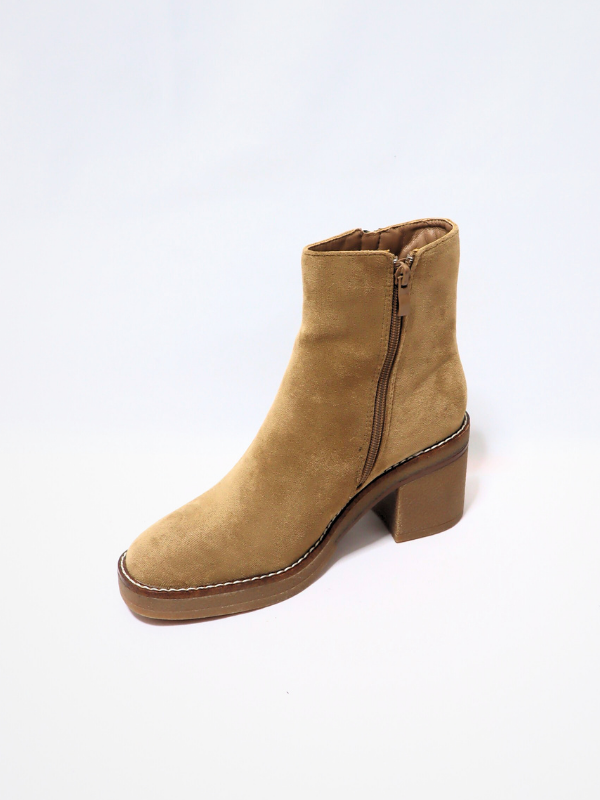 Botín con tacón bajos