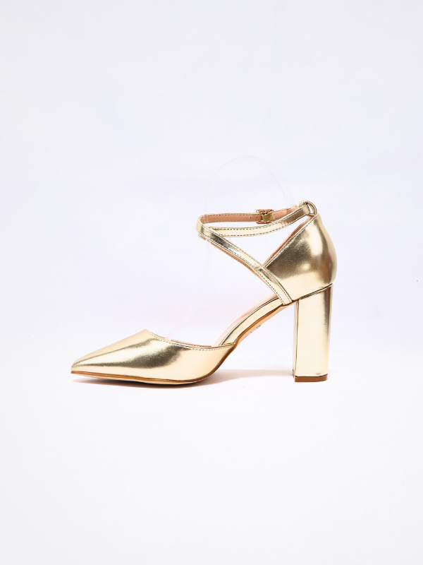 zapatos tiras cruzado