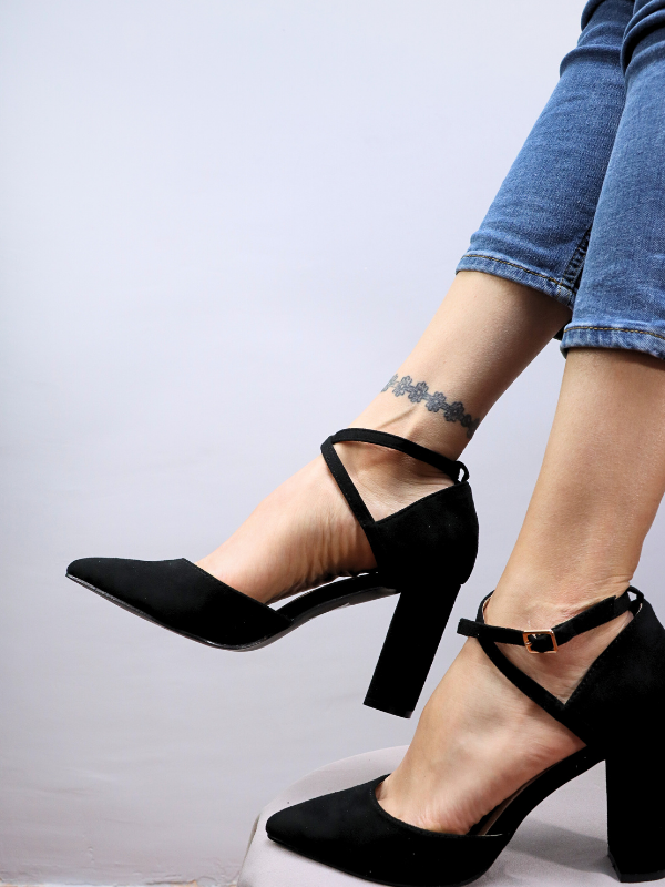 zapatos tiras cruzado