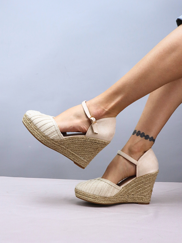 Wedge sandals
