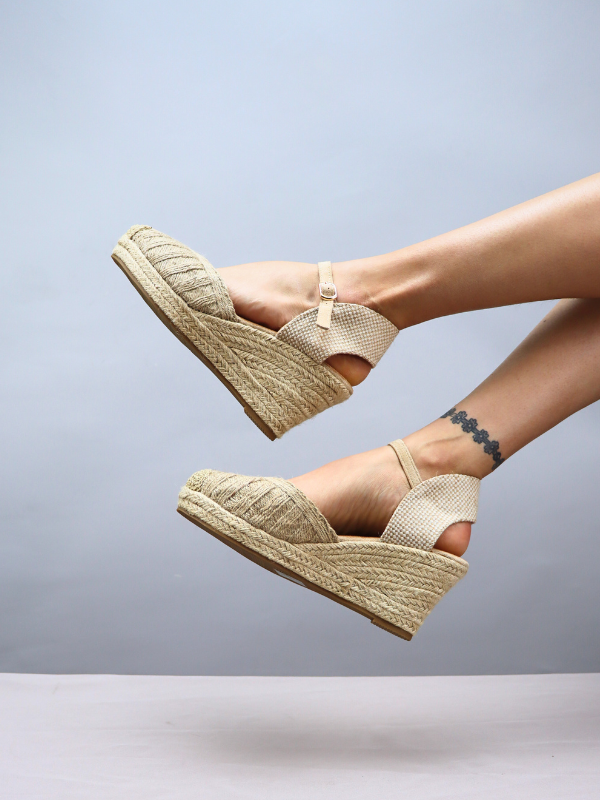 Low wedge espadrille