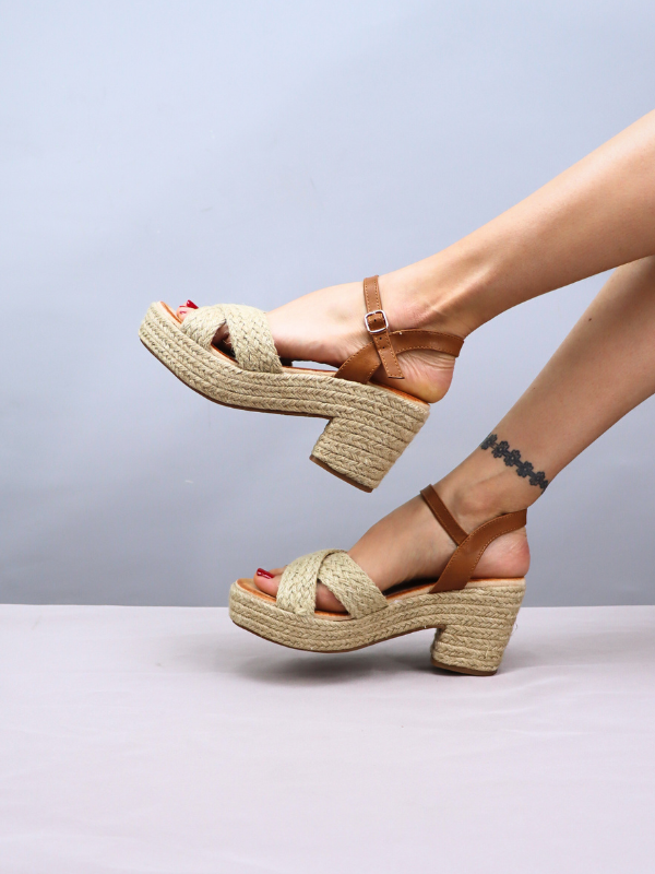 Sandalias de tacón grueso -...