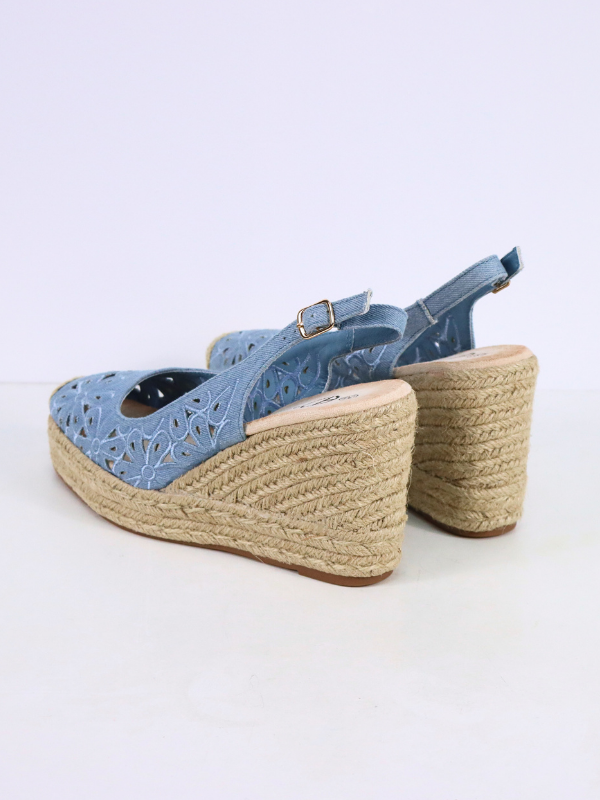 Canvas sandal - wedge