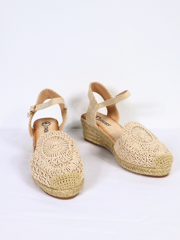 Low wedge espadrille