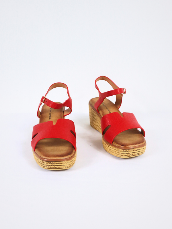 Sandalias de cuña .