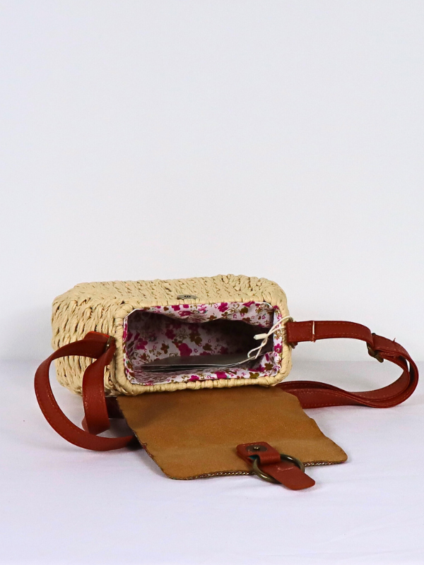 Raffia bag