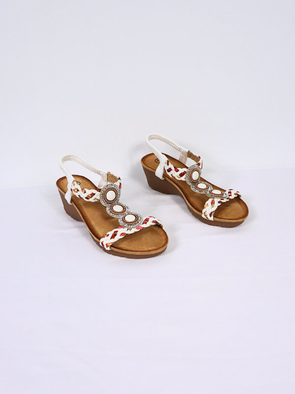 Low wedge sandals