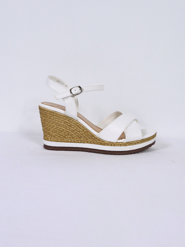 cross strap sandals