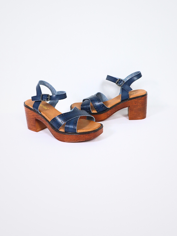 Sandalias tiras cruzado con... 2