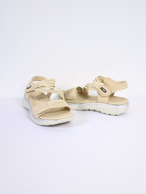 Sandalias casuales - elásticas