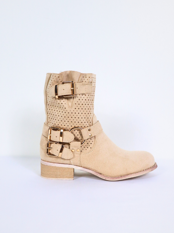 Low heel ankle boots - beige