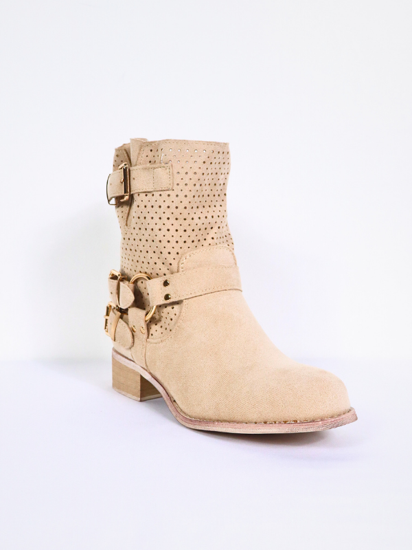 Low heel ankle boots - beige