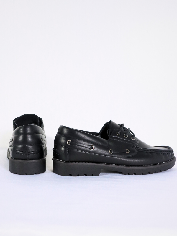 Black nautical shoe