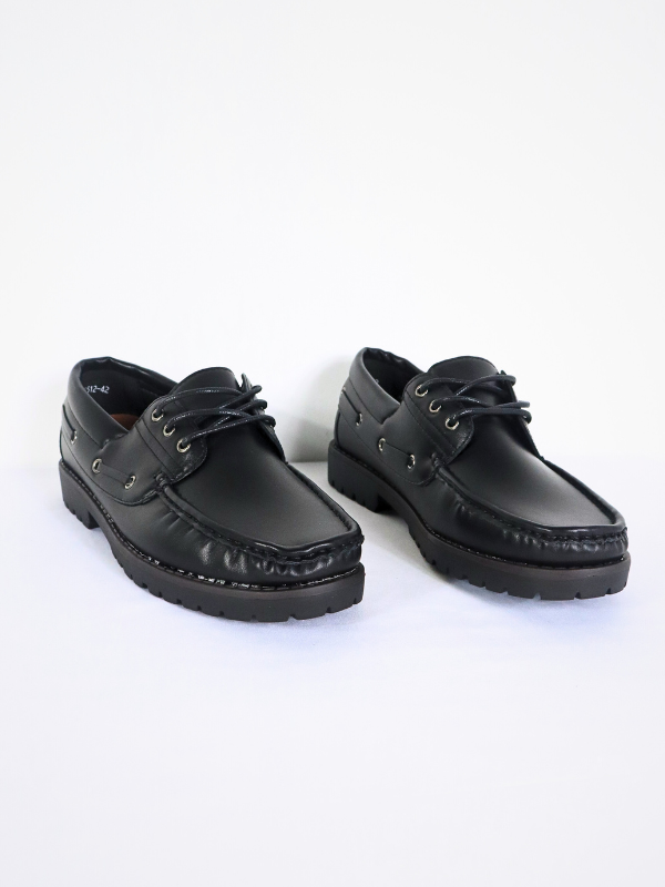 Black nautical shoe