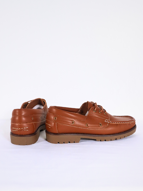 Brown nautical shoe 2