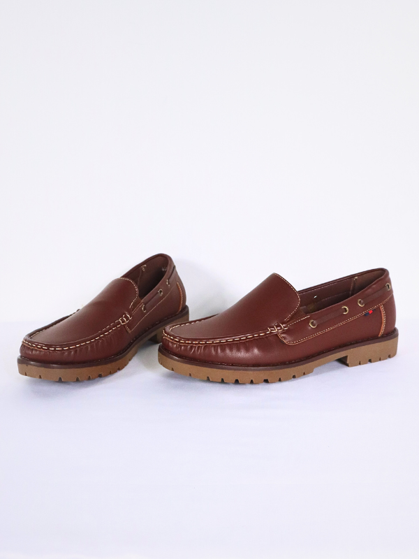 Brown boat shoes - man 2