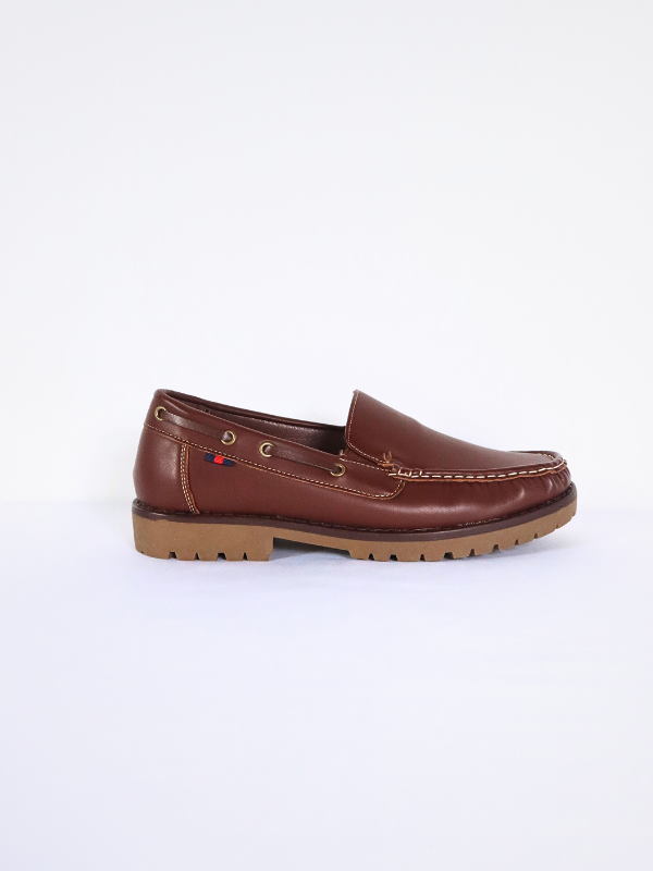 Brown boat shoes - man