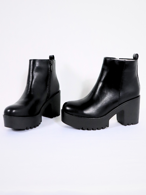 Platform heel boots 2