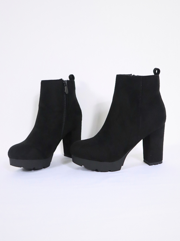 Suede boots - heel