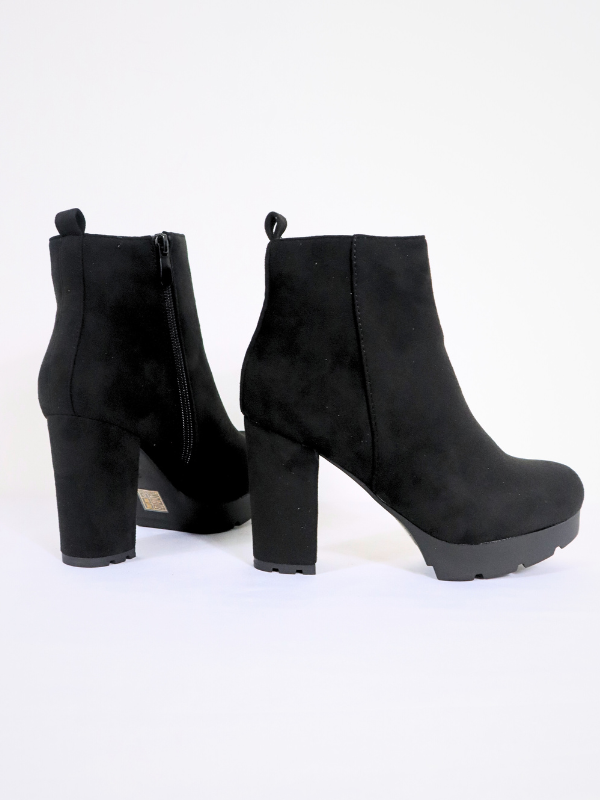 Suede boots - heel