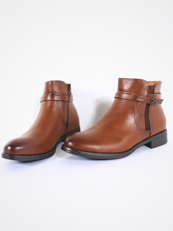 Botines marrón tacón bajo