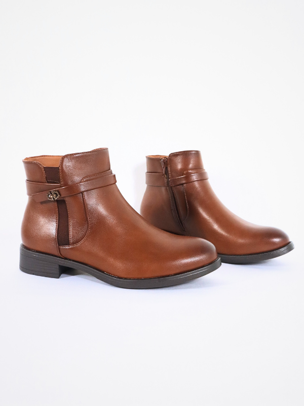 Botines marrón tacón bajo