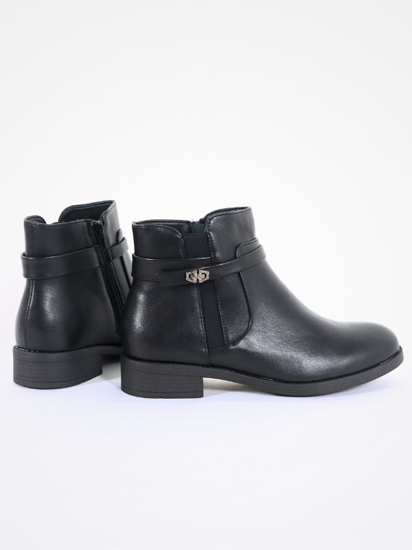 Botines negro tacón bajo